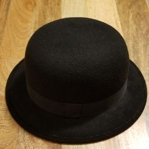 H&M Black felt hat, Size M